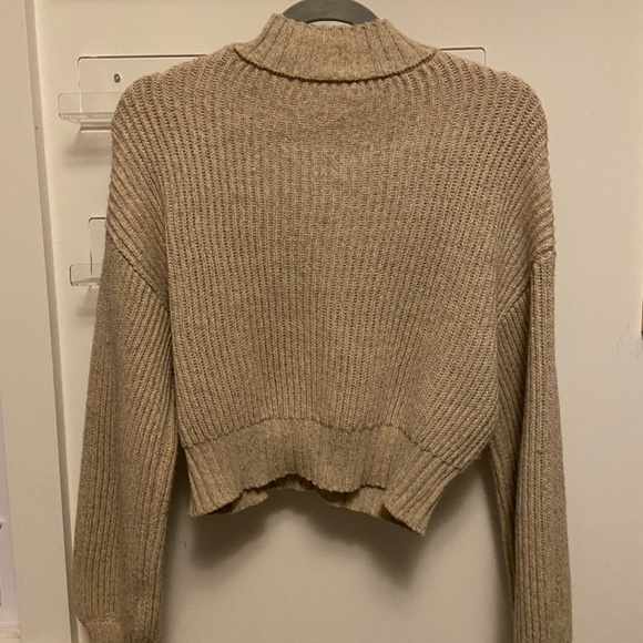 Cropped zip sweater - Picture 2 of 2